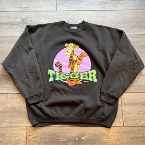 Vintage Disney Crewneck Tigger - large